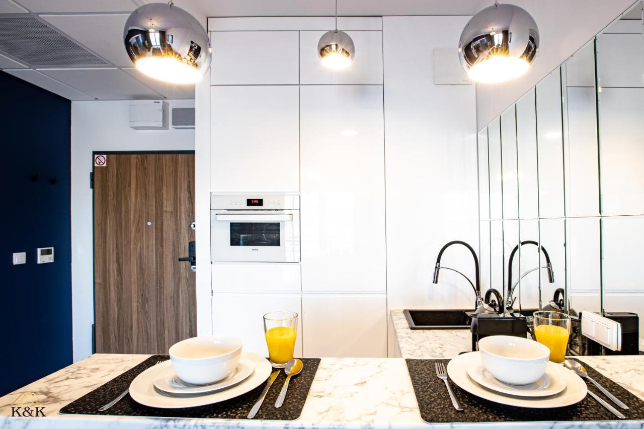 K&K Apartament Blisko Centrum Near City Center Warszawa Exteriör bild